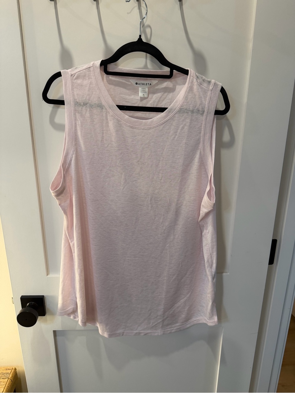 Athleta Light Pink Sleeveless Scoop Neck Tank